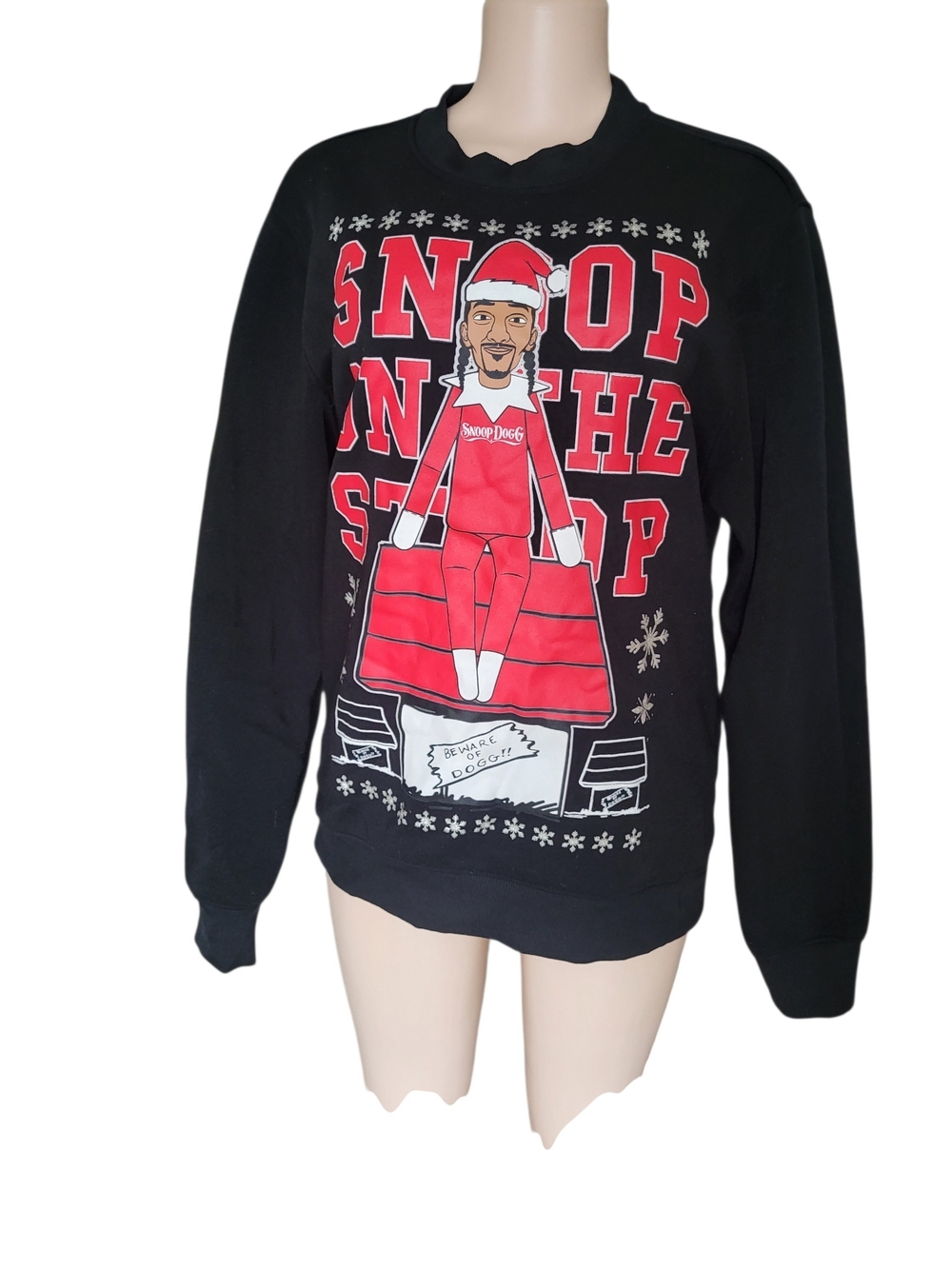 Holiday Snoop on the Stoop Graphic Fleece Sweatshirt
